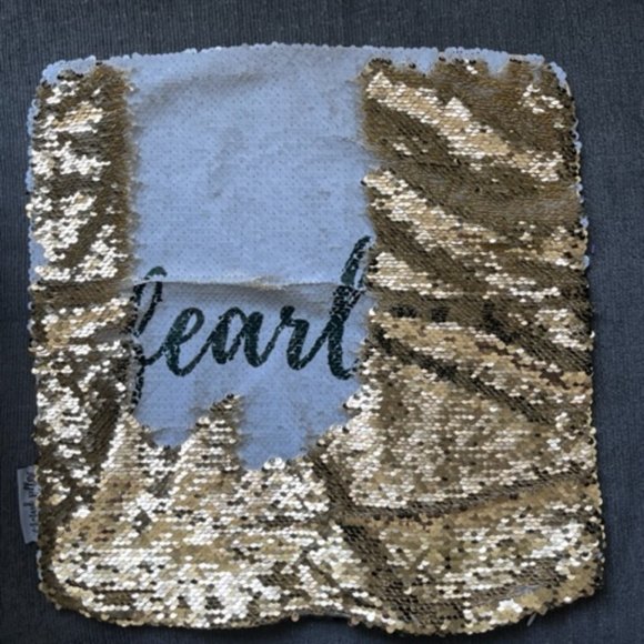 Joshual 1:9 Fearless Sequin Pillowcase - Brand New - Picture 3 of 3